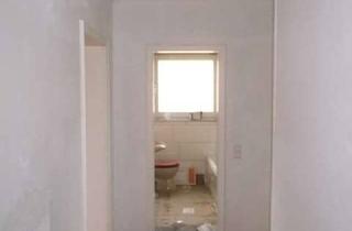 Wohnung kaufen in 55765 Birkenfeld, Vermietete Wohnung mit Balkon