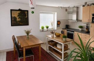 Wohnung kaufen in 53797 Lohmar, Lohmar Heide: vermietete 2-Zimmer-DG-Wohnung mit Balkon & Stellplatz
