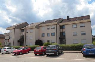 Wohnung kaufen in 72250 Freudenstadt, In der Nordstadt gelegene 3-Zimmer-Wohnung mit Balkon und Garage