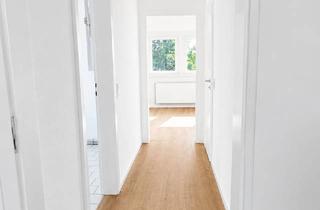 Wohnung kaufen in Zierenbergstraße 44, 31141 Hildesheim, Hildesheim: 2-Zimmer-Dachgeschosswohnung mit Potenzial