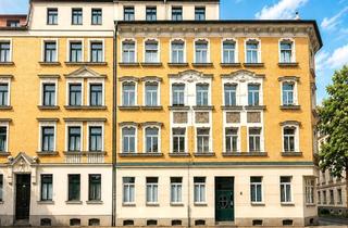 Wohnung kaufen in 04177 Altlindenau, Bezugsfreie 2-Zimmer-Wohnung mit Altbau-Charme in Leipzig