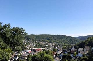 Wohnung mieten in Am Kaiserberg 12 a,b, 53545 Linz, Wohnen mit traumhafter Aussicht: 3-Zimmer-Dachgeschosswohnung in Linz am Rhein