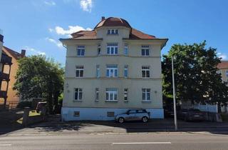 Wohnung mieten in Humboldtstraße, 99867 Gotha, Schöne 3-Raumwohnung mit Kachelofen und PKW-Stellplatz nahe Zentrum