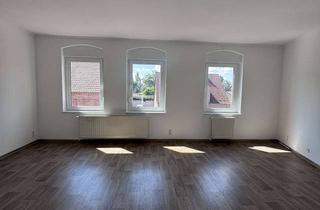 Wohnung mieten in Lenzener Straße 59a, 19322 Wittenberge, Schöne 4-Zimmer-Wohnung mit großer Einbauküche und Balkon