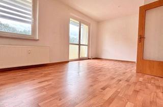 Wohnung mieten in Neuer Friedberg 15, 98527 Suhl, Helle Erdgeschosswohnung, offene Küche, Balkon, Wannenbad