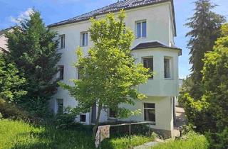 Wohnung mieten in 08451 Crimmitschau, Gemütliche Zweiraumwohnung in schöner Villa!