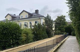 Wohnung mieten in 53879 Euskirchen, Exklusive, neuwertige 4-Zimmer-DG-Wohnung mit lux. Innenausstattung mit Balkon und EBK in Euskirchen