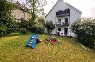Wohnung mieten in Baumschulenstr. 30, 50226 Frechen, Ruhig gelegene Erdgeschosswohnung mit zwei Terrassen und Garten