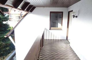 Wohnung mieten in 91074 Herzogenaurach, Möblierte, ruhige 2-Zi.-Whg. im DG mit Carport-Stellpl. - Herzogenaurach-zentrumsnahe Lage
