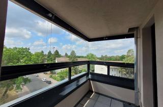 Wohnung mieten in Gebbertstraße 125, 91058 Erlangen, Platz für die kleine Familie mit schöner Loggia!