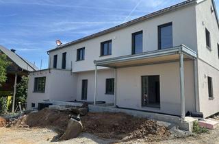 Wohnung mieten in Ringstraße 29, 97717 Euerdorf, NEUBAU! Monderne 2-Zimmer Wohnung mit Einbauküche und Balkon/Terrasse