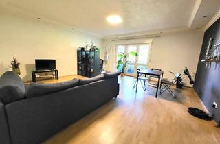 Wohnung mieten in Rhode Island Allee 84, 76149 Nordstadt, Schöne Wohnung mit EBK nähe Schlossplatz auch für WG geeignet.