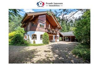 Haus kaufen in 54570 Rockeskyll, Einzigartiges Eifel-Chalet in Rockeskyll I Doppel-Carport I Gartenpavillon mit Küche I Jagd-Kühlhaus