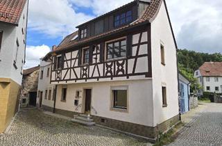 Haus kaufen in 97483 Eltmann, Modernisiertes und gemütliches Stadthaus (Wfl. 140 m²) in zentraler Lage von Eltmann!