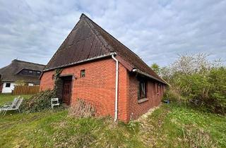 Haus kaufen in 28816 Stuhr, Stuhr-Moordeich: Resthofstelle mit großem Grundstück und Entwicklungspotenzial.