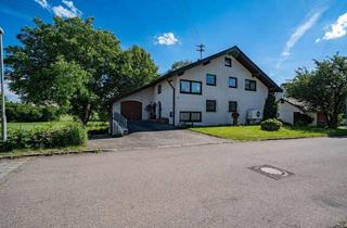 Haus kaufen in 89186 Illerrieden, Idyllisch! Zweifamilienhaus mit traumhaftem Garten