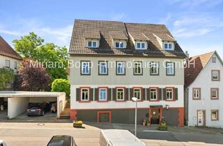 Haus kaufen in 75233 Tiefenbronn, Haus mit Geschichte und viel Platz – ca. 251 m² Wohnfläche, Südterrasse, Garten und großer Carport