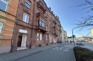 Mehrfamilienhaus kaufen in 76131 Oststadt, Nahezu leerstehendes Mehrfamilienhaus mit großem Entwicklungspotenzial