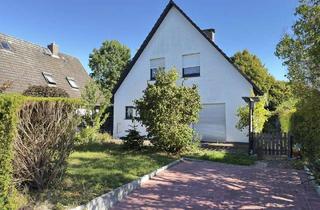 Doppelhaushälfte kaufen in 22880 Wedel, Geräumige Doppelhaushälfte - ruhig gelegen und mit kleinem Garten