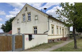 Grundstück zu kaufen in 16835 Vielitzsee, Historischer Gutshof mit zwei Baugrundstücke in Vielietzsee - Wohnhaus, Scheunen und Entwicklungspot