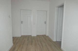 Gewerbeimmobilie mieten in Forststrasse, 01454 Radeberg, Schöne 3 Raum Wohnung im Nebengebäude mit eigenem Eingang und Terrasse