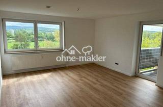 Wohnung kaufen in 92637 Weiden, Renovierte 2.5 Zimmer Wohnung mit Balkon im Zentrum von Weiden
