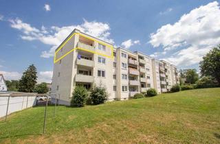Wohnung kaufen in 88630 Pfullendorf, 3-Zimmer-Eigentumswohnung mit Balkon, Einbauküche und Außenstellplatz