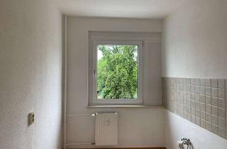 Wohnung mieten in Breitscheidstraße 41, 39387 Oschersleben, Balkon. Badewanne. Bald Dein Zuhause!