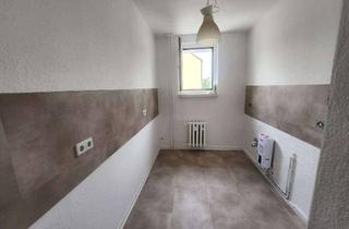 Wohnung mieten in Oberstr. 73, 06449 Aschersleben, Sanierte 4-Zimmer-Wohnung in gepflegter Wohnanlage mit Stellplatz