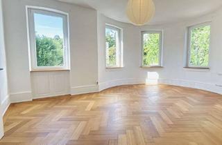 Wohnung mieten in 75173 Südweststadt, Sonnige 4-Zi-Wohnung. Ausblick ins Grüne. Altbaucharme. Großzügigkeit. Neubezug. Nähe Davosweg