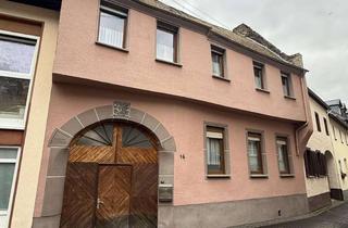 Haus kaufen in 56332 Alken, Historisches Stadthaus mit Innenhof in Alken