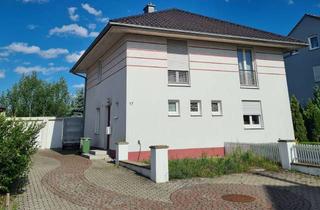 Einfamilienhaus kaufen in 96103 Hallstadt, Einfamilienhaus mit Toskana-Flair, Photovoltaik, Sauna & großem Garten in Hallstadt