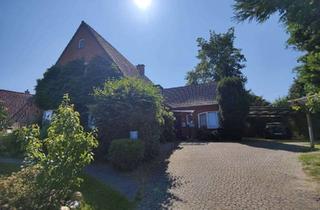 Einfamilienhaus kaufen in 24837 Schleswig, Einfamilienhaus mit Praxisräumen und Garten in zentraler Lage