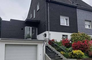 Doppelhaushälfte kaufen in 42855 Innen, Doppelhaushälfte in ruhiger Sackgasse mit Garten und Garage in Remscheid-Haddenbach