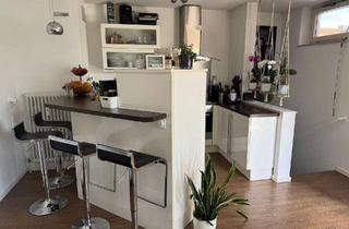 Anlageobjekt in Hofstättenweg, 71063 Sindelfingen, Moderne Maisonette-Wohnung mit großzügigem Balkon und Tiefgaragenstellplatz in 71063 Sindelfingen