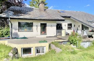Einfamilienhaus kaufen in Hans-Thoma-Weg, 79862 Höchenschwand, Haus mit Ausbaupotential über 3 Etagen und großem Grundstück in toller Lage
