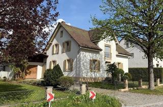Einfamilienhaus kaufen in 79798 Jestetten, Zentral gelegenes Einfamilienhaus mit attraktivem Grundstück
