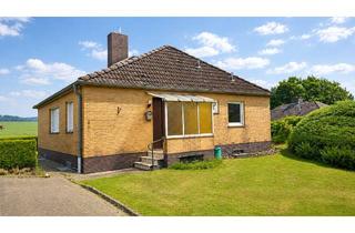Haus kaufen in 38729 Hahausen, Freistehender Bungalow mit Kamin und unverbaubarem Feldblick auf großzügigem Grundstück