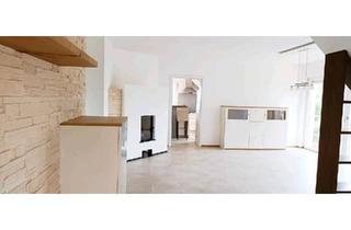 Wohnung kaufen in 97645 Ostheim, Ostheim vor der Rhön - 4 Zimmer Eigentumswohnung mit Gartenanteil in Ostheim v. d. Rhön