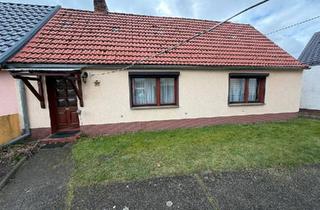 Einfamilienhaus kaufen in 39524 Wust, Schönhausen (Elbe) - Einfamilienhaus mit viel Grundfläche Nebengelass und Garage