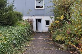 Wohnung kaufen in 37691 Boffzen, Boffzen - Eigentumswohnung mit eigenem Eingang, Terrasse, 2 Stellplätze