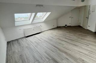Wohnung kaufen in 77694 Kehl, Kehl - Zwei Zimmer, Dachgeschosswohnung mit Tiefgarage