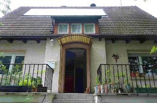 Haus kaufen in 78224 Singen, Singen (Hohentwiel) - Haus mit großem Naturgarten in Bodenseenähe