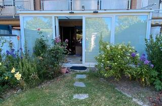 Reihenhaus kaufen in 52353 Düren, Düren - Massives Reihenhaus mit Wintergarten und Garage