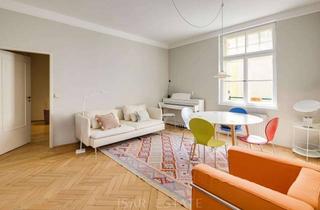 Wohnung kaufen in 80331 Ludwigsvorstadt-Isarvorstadt, 2-Zimmer-Altbaujuwel in begehrter Lage zwischen Isar und Isartor