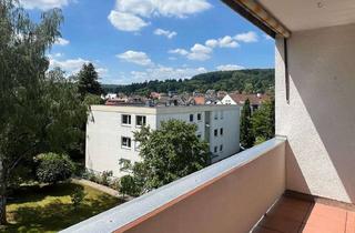 Wohnung kaufen in 91301 Forchheim, Wohnen mit Weitblick - Modernisierte 2-Zimmer-Wohnung in Forchheim/Buckenhofen