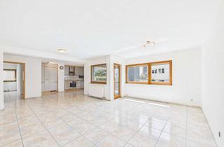 Wohnung kaufen in 73033 Göppingen, Zentral & komfortabel, helle 3,5-Zimmerwohnung mit Balkon in Göppingen