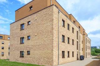 Wohnung kaufen in 31157 Sarstedt, Modern wohnen auf Neubauniveau – 4 Zimmer mit Loggia und Aufzug