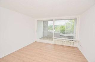 Wohnung kaufen in 33699 Hillegossen, Renoviertes Apartment mit großer Loggia auf Erbpacht!