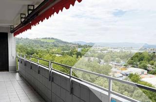Wohnung kaufen in 72766 Reutlingen, Aussicht plus Rendite: vermietete 4-Zimmer-Wohnung im 14. Stock!